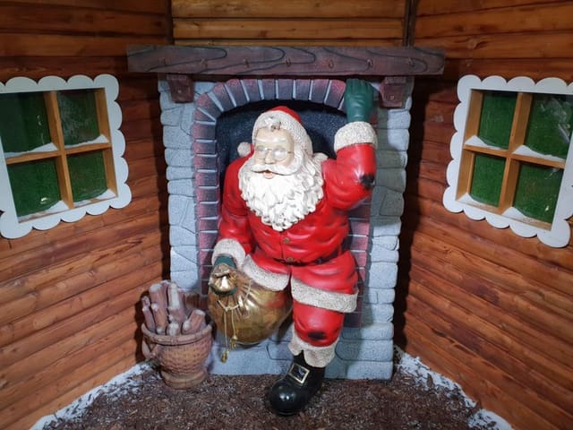 Fire Places (Christmas Themed)
