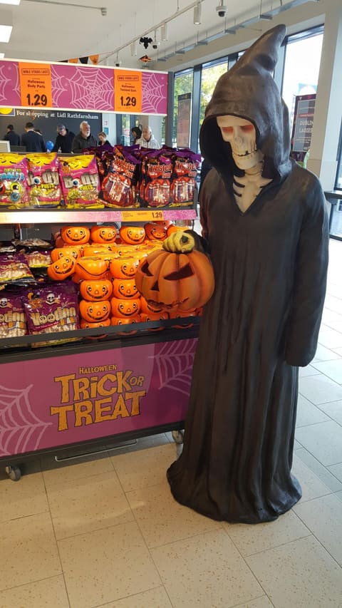 Pumpkin Skeletons