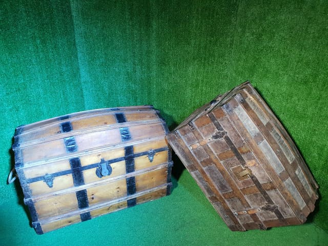 Trunks & Tressure Chests