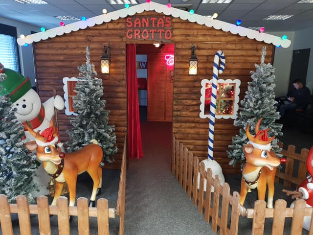 Reindeer Small (Standing)