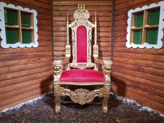 Santa's Thrones